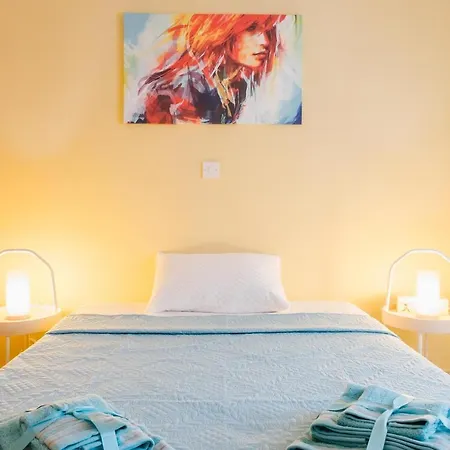 Апартаменты Aphrodite Gardens No.9 Luxury Apt *